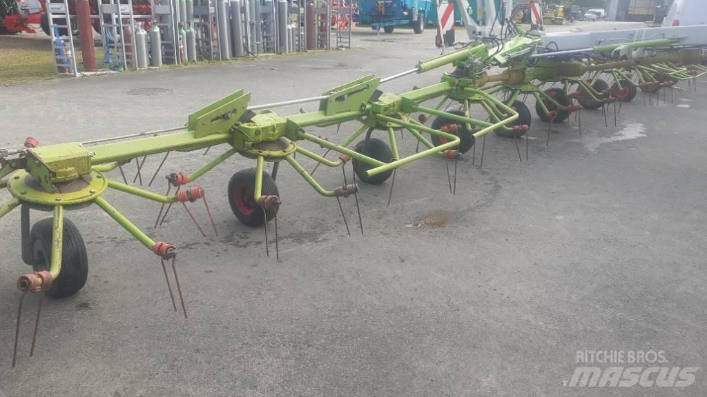 CLAAS VOLTO 1300 T Okretači i sakupljači sena