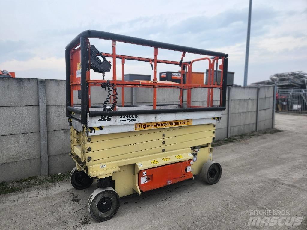 JLG 3246 ES Makazaste platforme