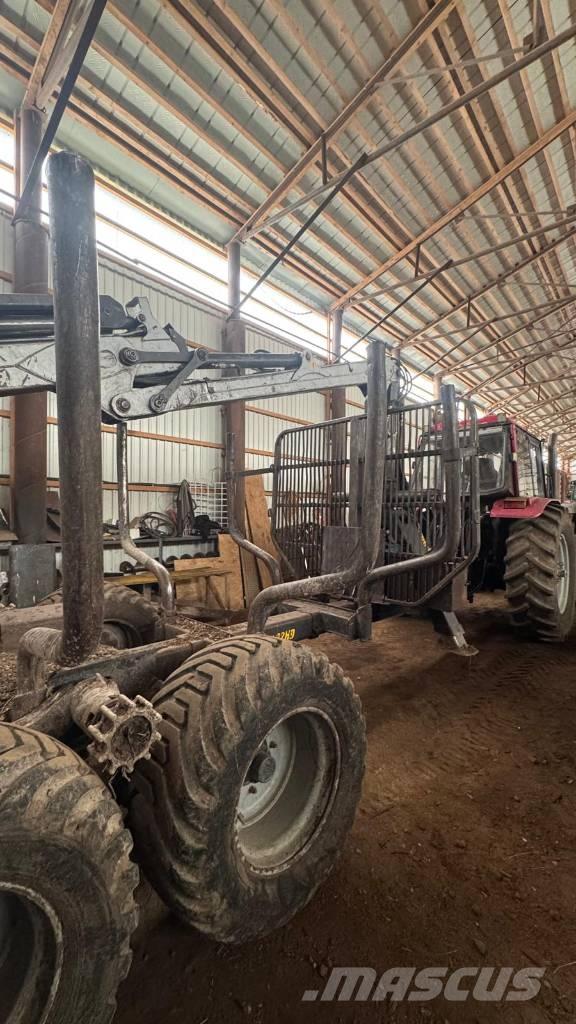 Belarus 1221.5 Traktori