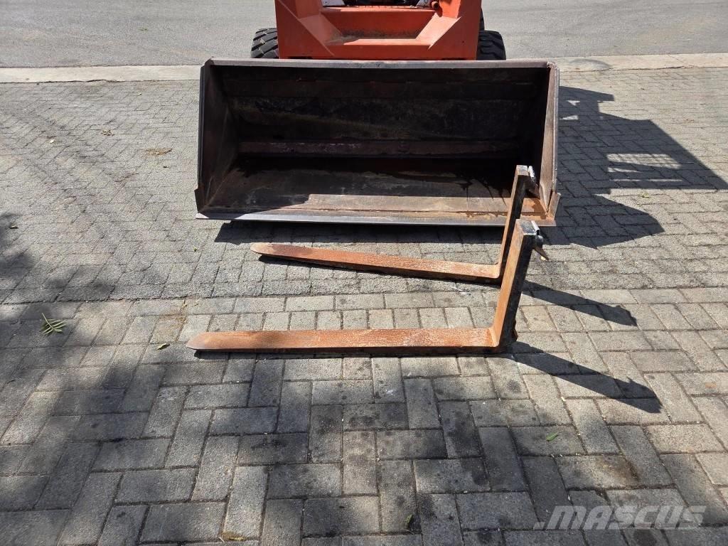 Thomas T170 Skid steer mini utovarivači