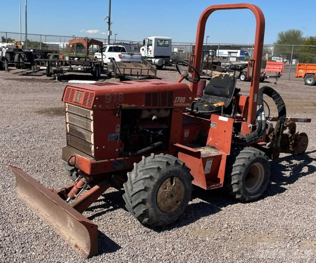 Ditch Witch 3700 DD Rovokopači freze za kanale Trenčeri