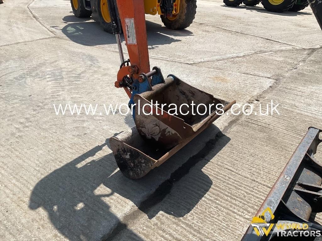 Hitachi ZX 26 U-5A Mini bageri < 7t