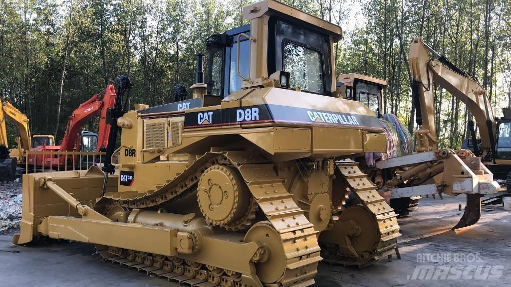 CAT D 8 R Buldožeri guseničari
