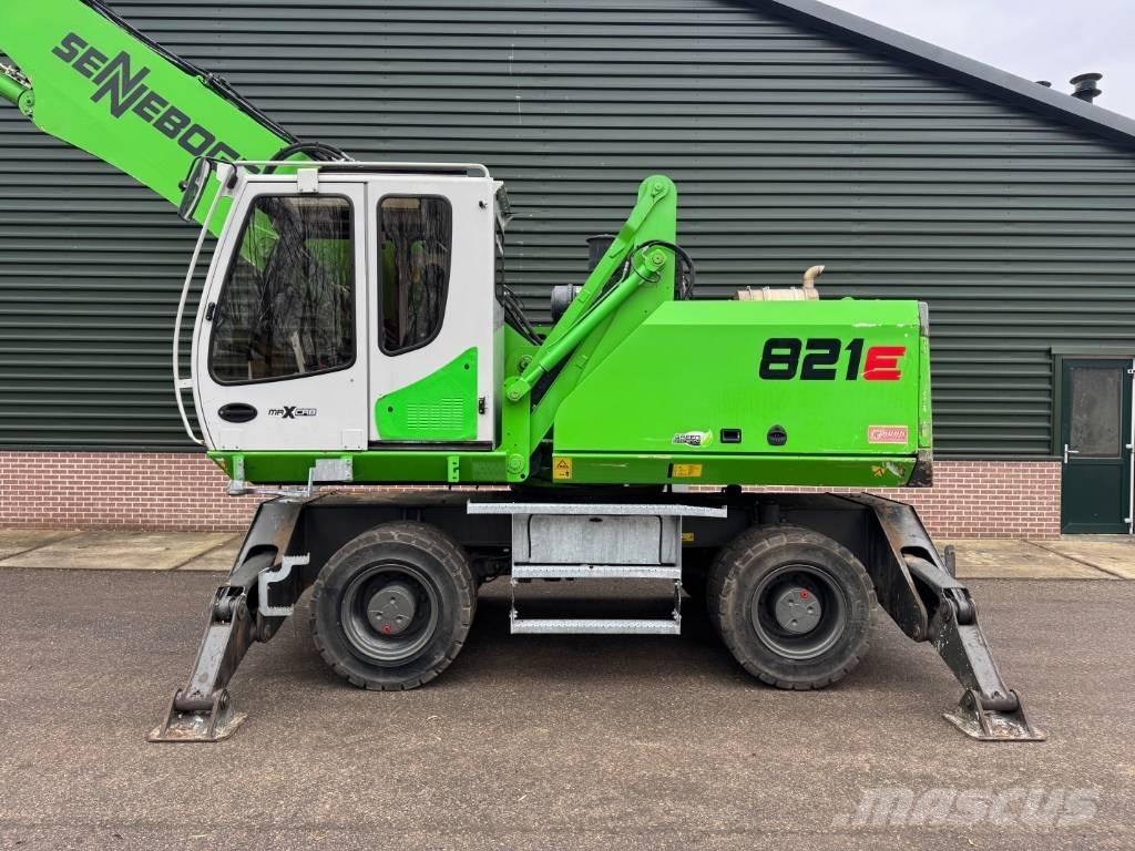 Sennebogen 821 E Bageri za prenos primarnih/sekundarnih sirovina