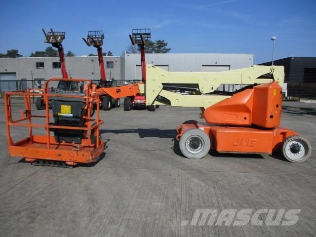 JLG E 400 AJPN (817) Zglobne podizne platforme