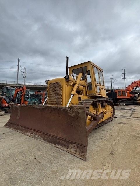 CAT D 6 D Buldožeri guseničari