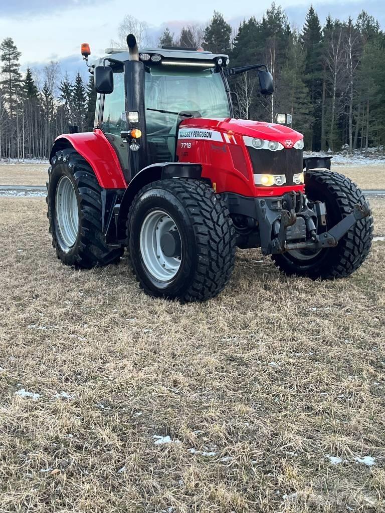 Massey Ferguson 7718 Traktori