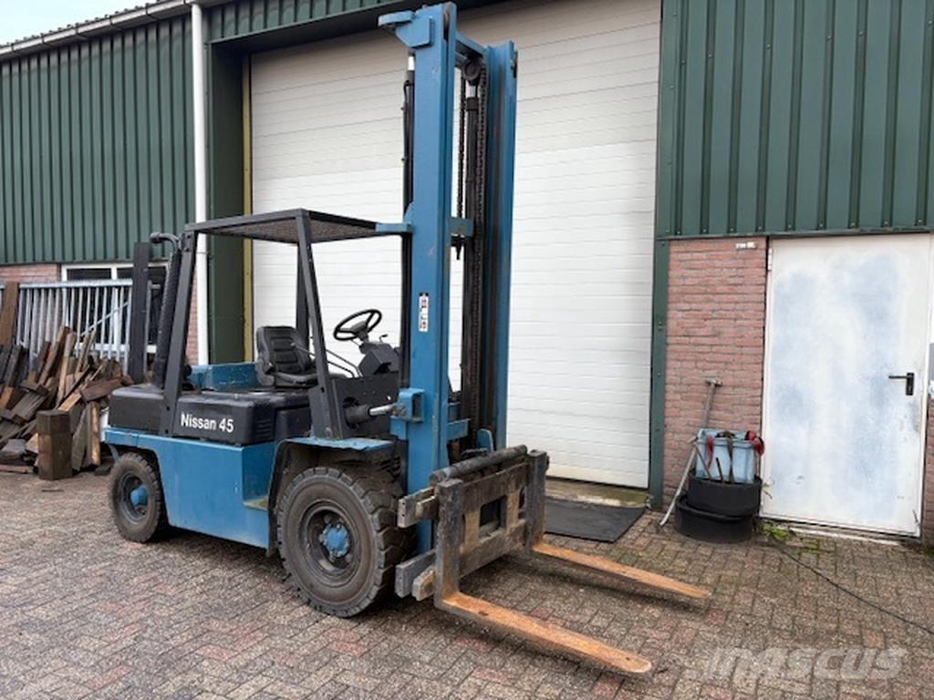 Nissan fd50 Dizelski viljuškari