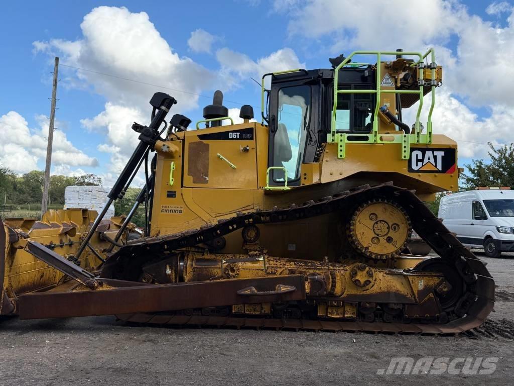 CAT D 6 T LGP Buldožeri guseničari