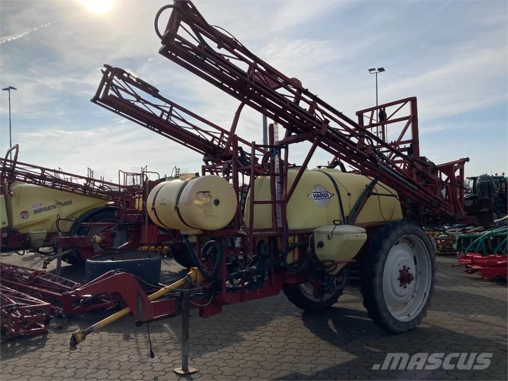 Hardi TZY 2400 Vučene prskalice