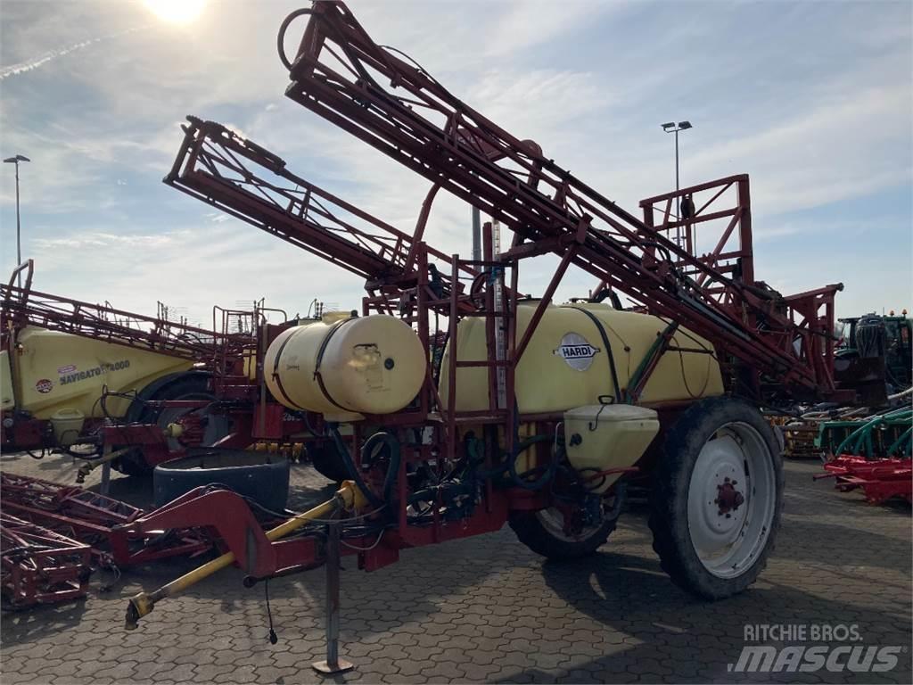 Hardi TZY 2400 Vučene prskalice