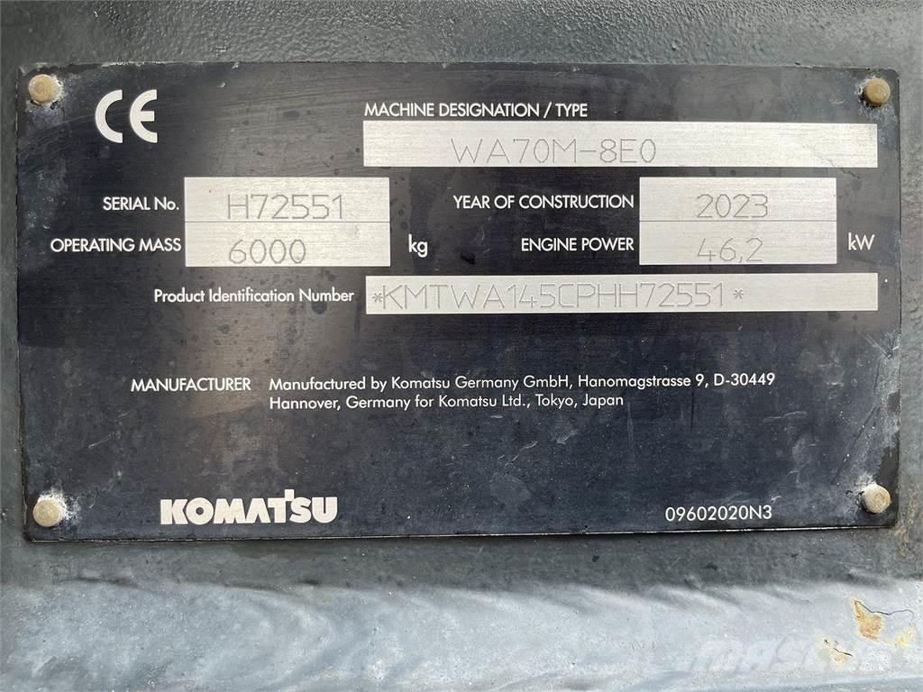 Komatsu WA70M-8EO Višenamenski utovarivači