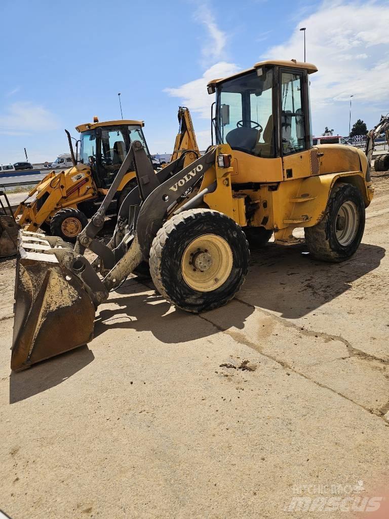 Volvo L 40 Utovarivači na točkove
