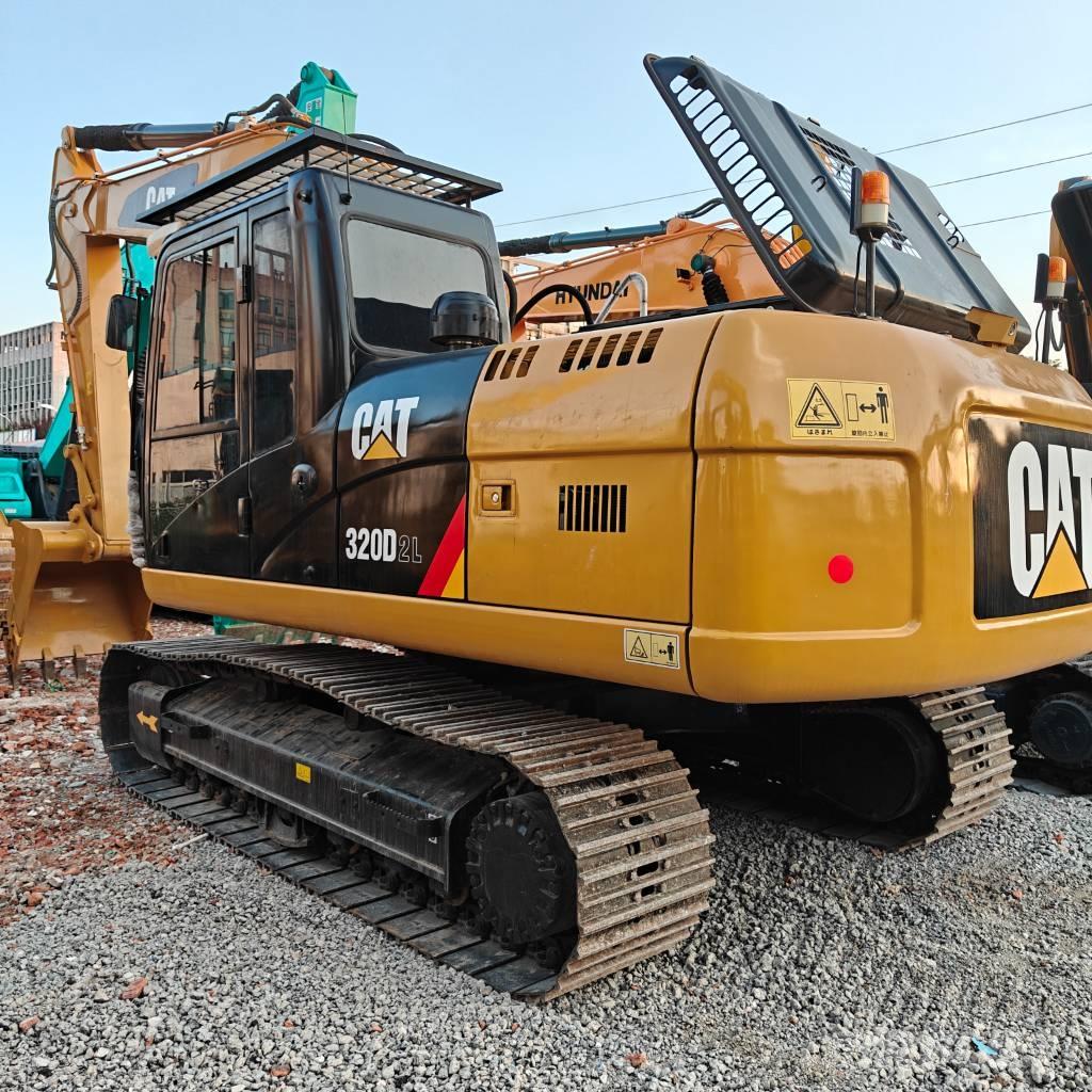 CAT 320D2L Bageri guseničari