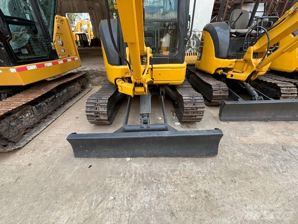 Komatsu PC35MR Mini bageri < 7t