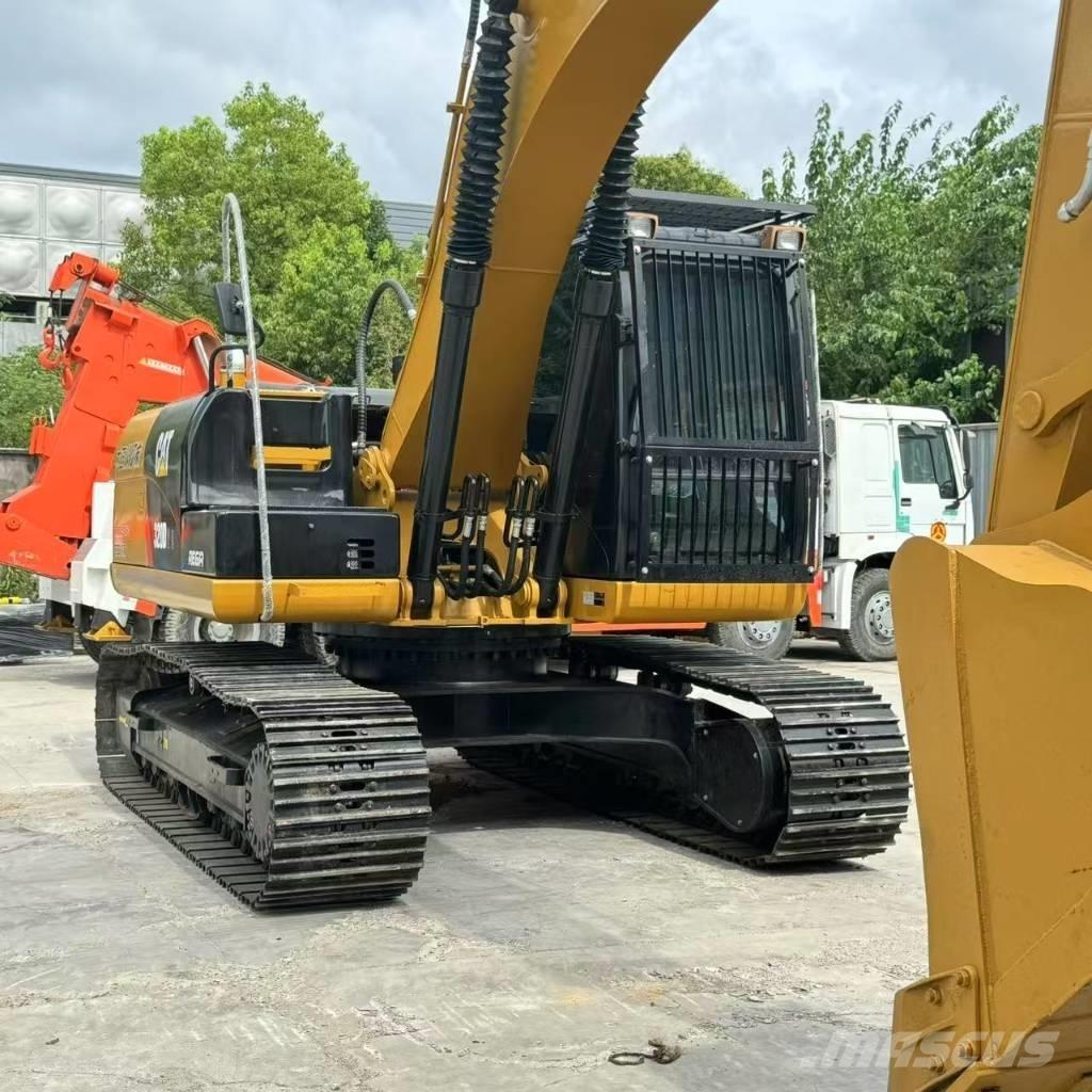 CAT 320 D Bageri guseničari