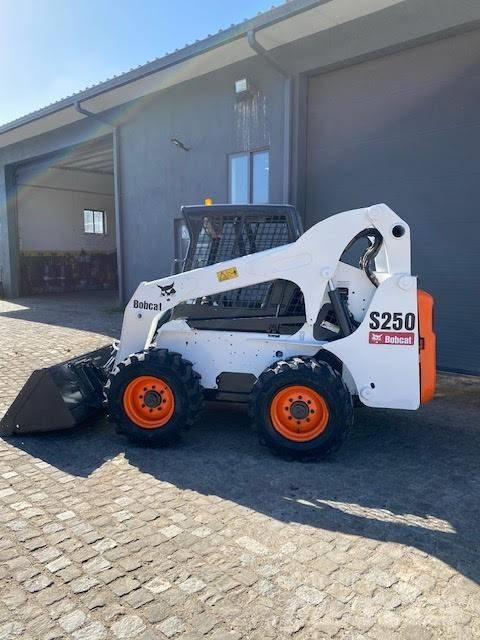 Bobcat S 250 Skid steer mini utovarivači