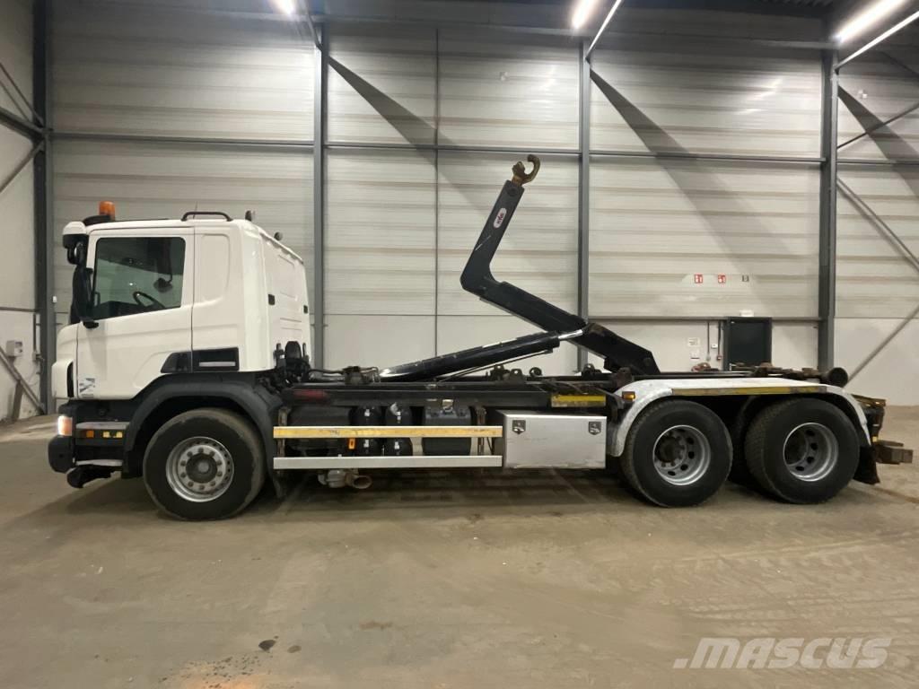 Scania P 410 6X4 Rol kiper kamioni sa kukom za podizanje tereta