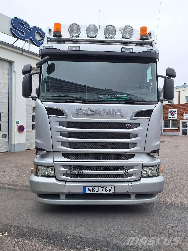 Scania R 580 LB Rol kiper kamioni sa kukom za podizanje tereta