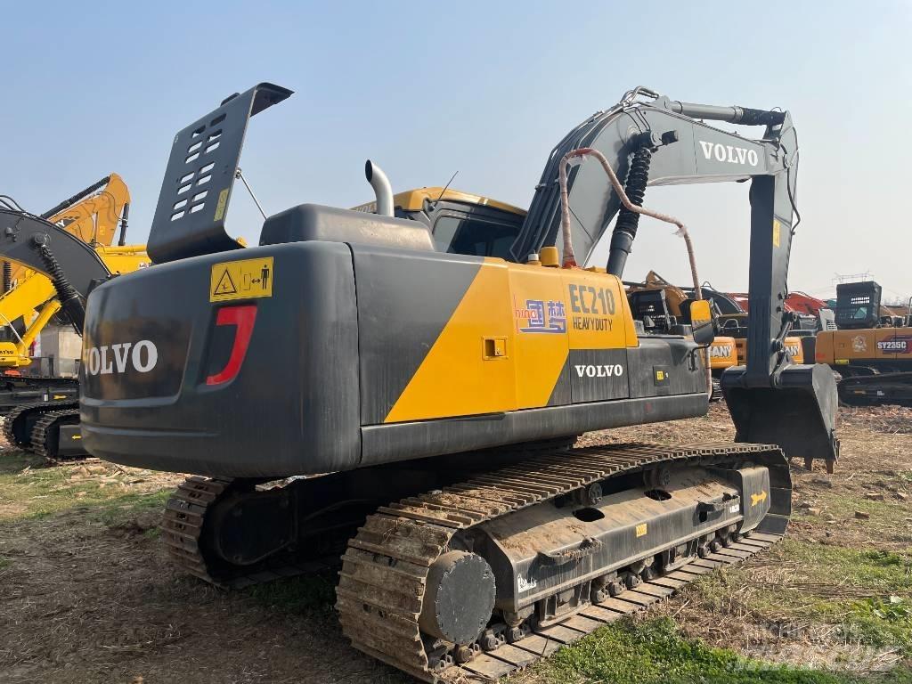 Volvo 210 Bageri guseničari
