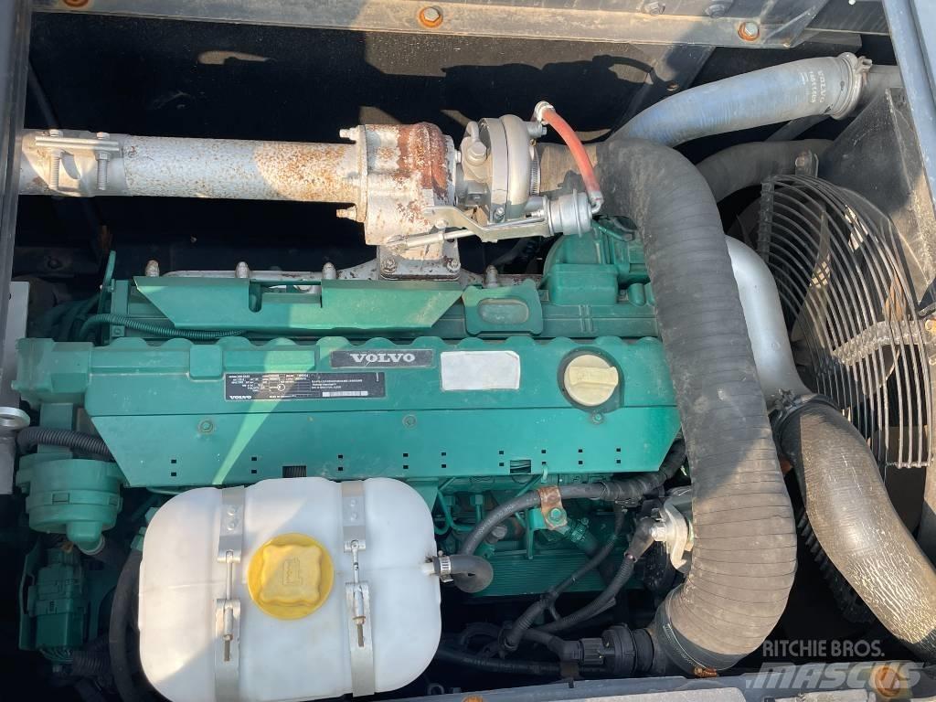Volvo 210 Bageri guseničari