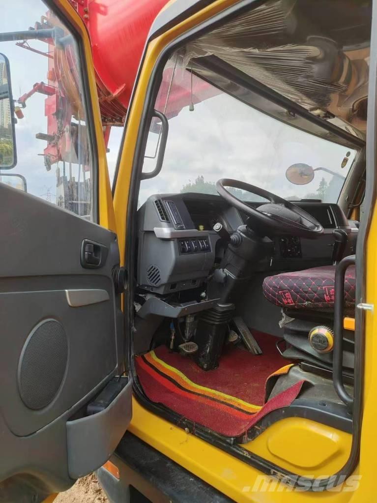 Sany STC1300C8 Polovne dizalice za sve terene