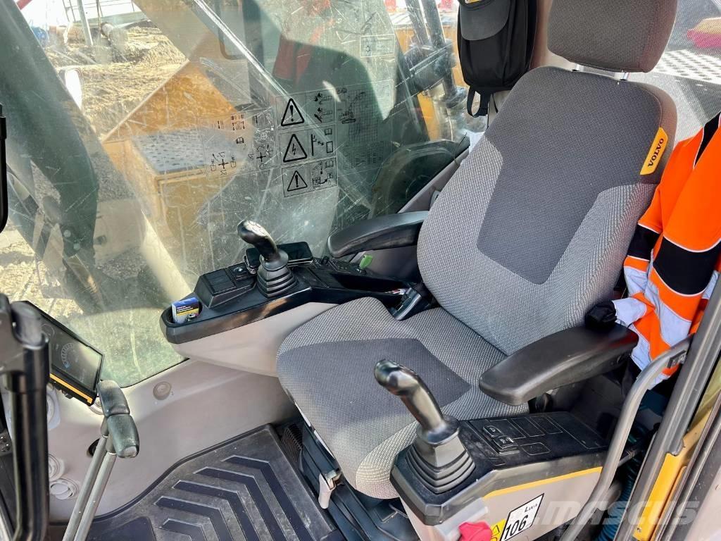 Volvo EC480 EL LONG Polovni bageri sa dugom rukom