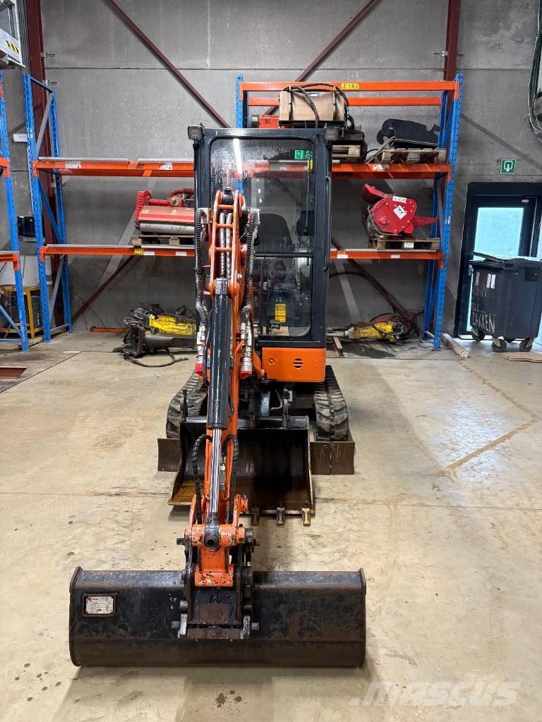 Hitachi ZX 19-6 Mini bageri < 7t