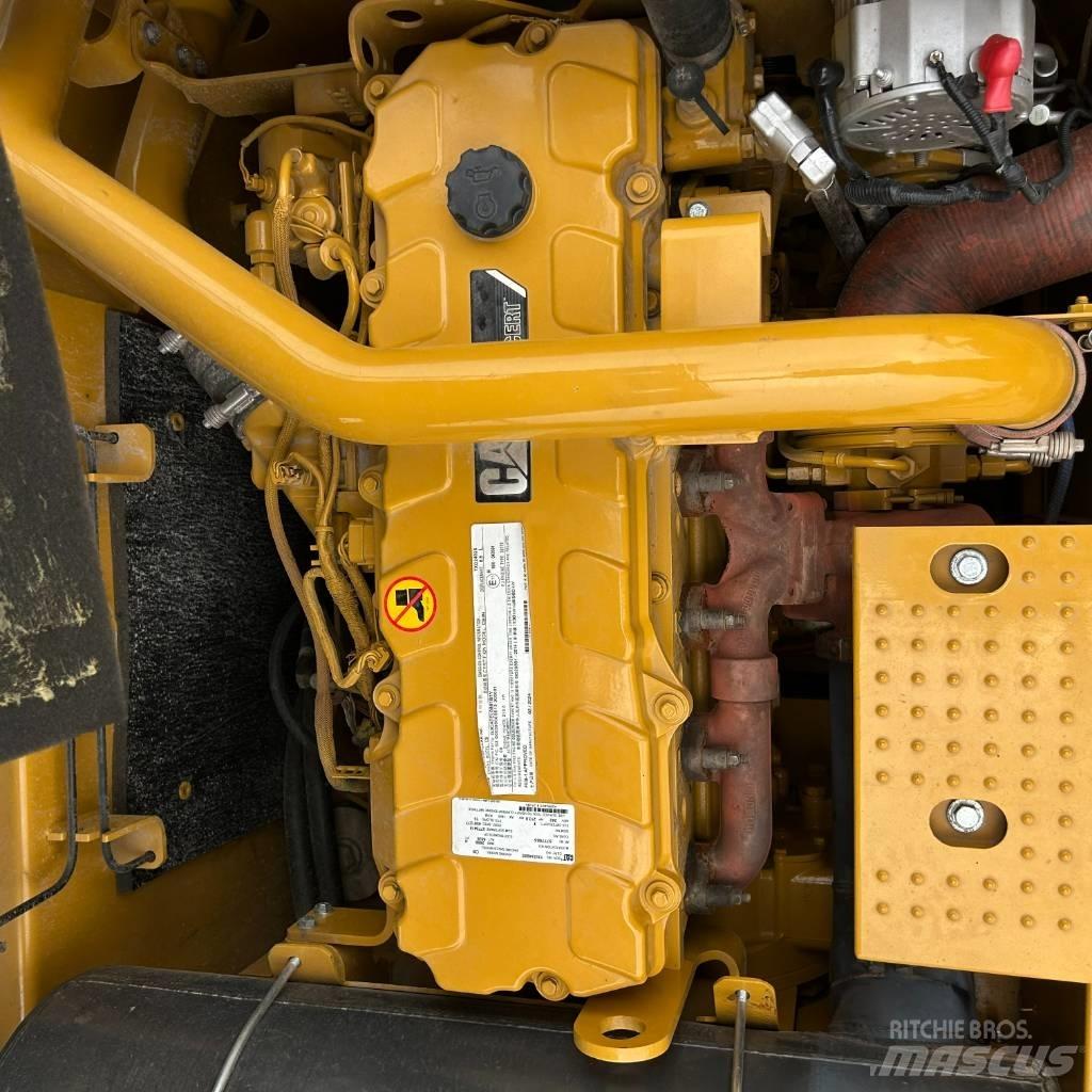 CAT 340D2L Bageri guseničari