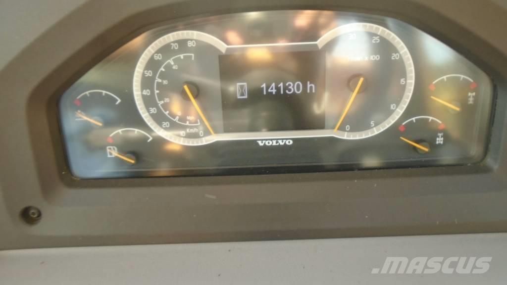 Volvo A 25 G Zglobni damperi