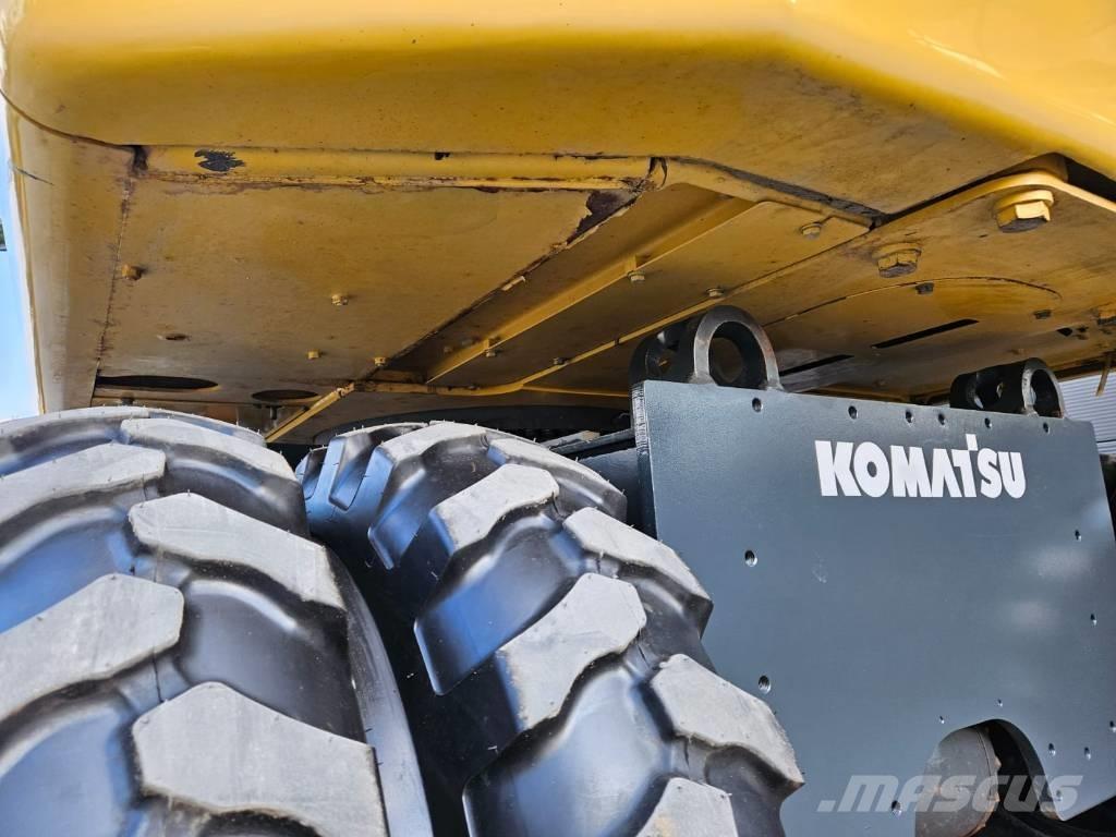 Komatsu PW 148-8 Bageri točkaši