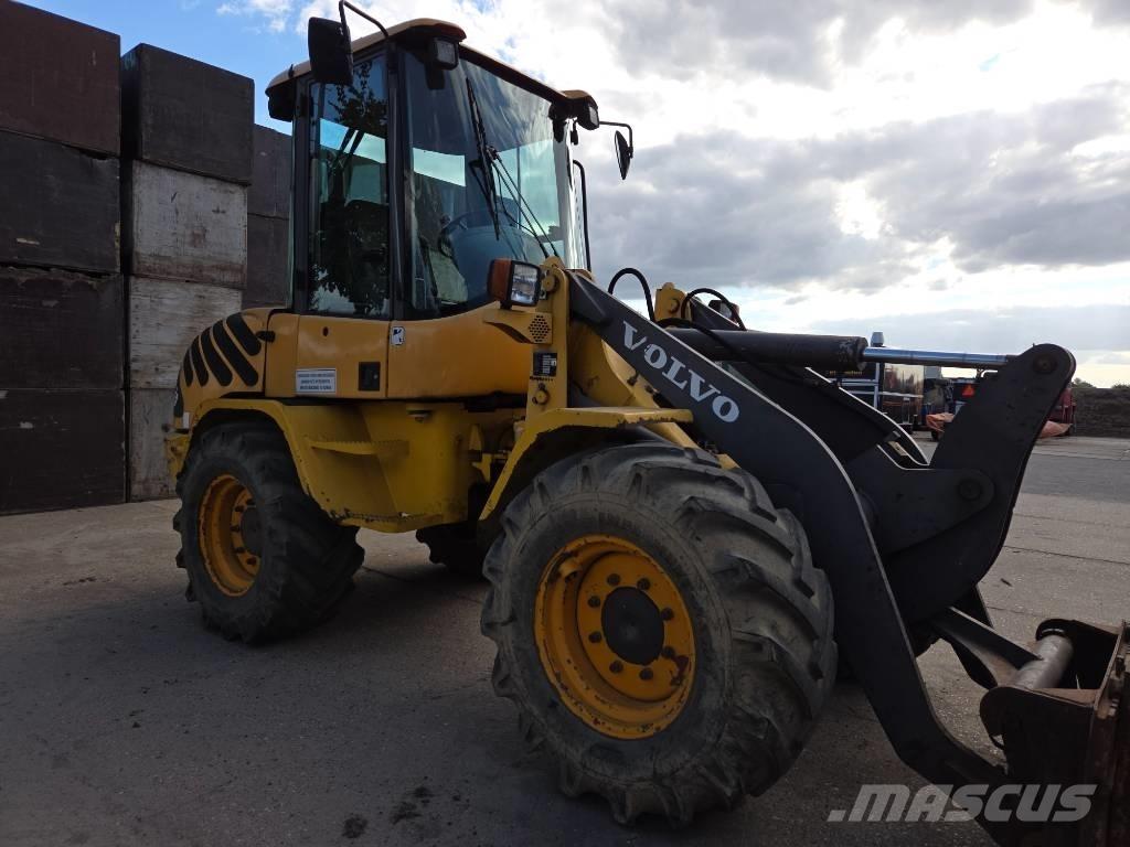 Volvo L 30 D Utovarivači na točkove