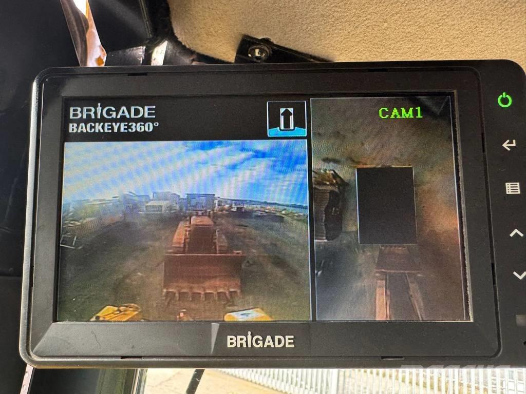 Komatsu D61PX-24 Buldožeri guseničari