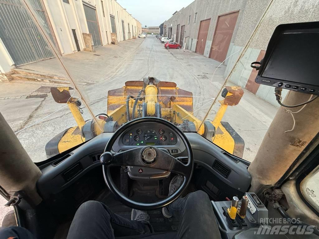 Komatsu WA 380-5H Utovarivači na točkove