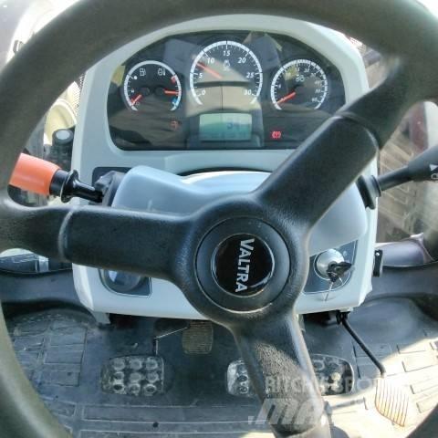 Valtra N 174 Traktori