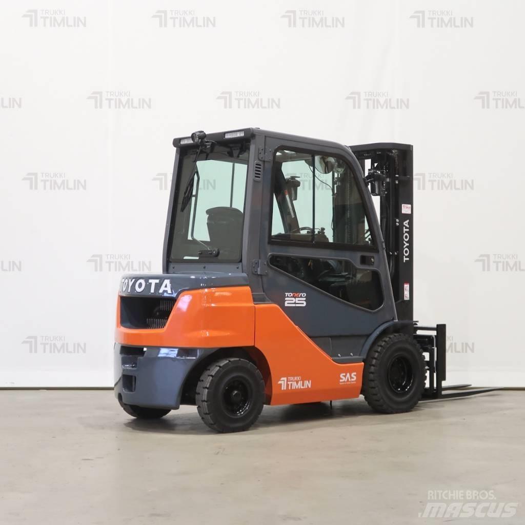 Toyota 52-8FDF25 Dizelski viljuškari