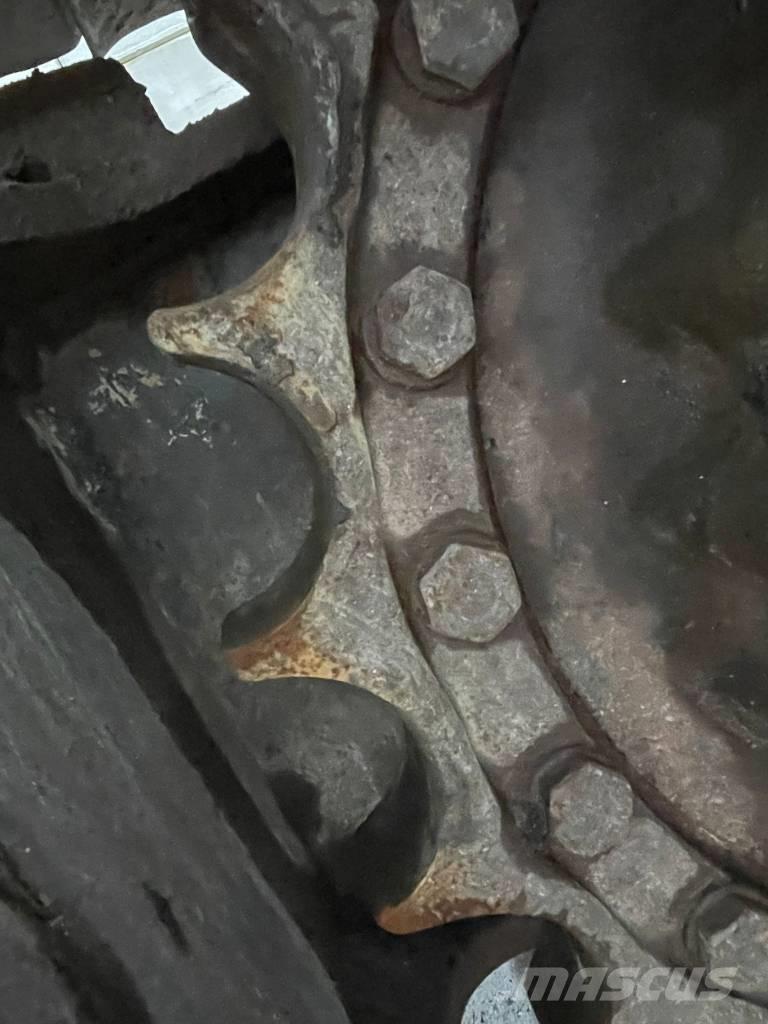 Komatsu PC 210 Bageri guseničari