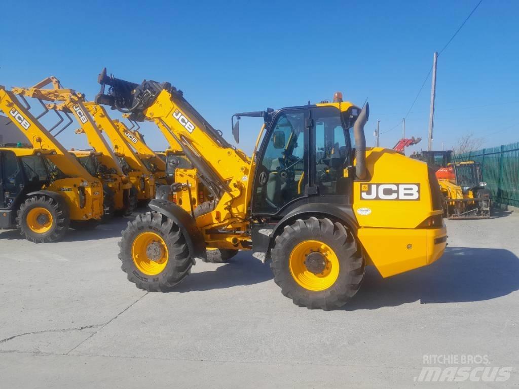 JCB TM 320 S Poljoprivredni teleskopski utovarivači