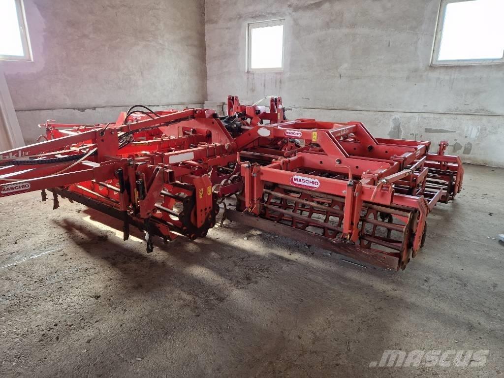 Maschio Granchio Kultivatori