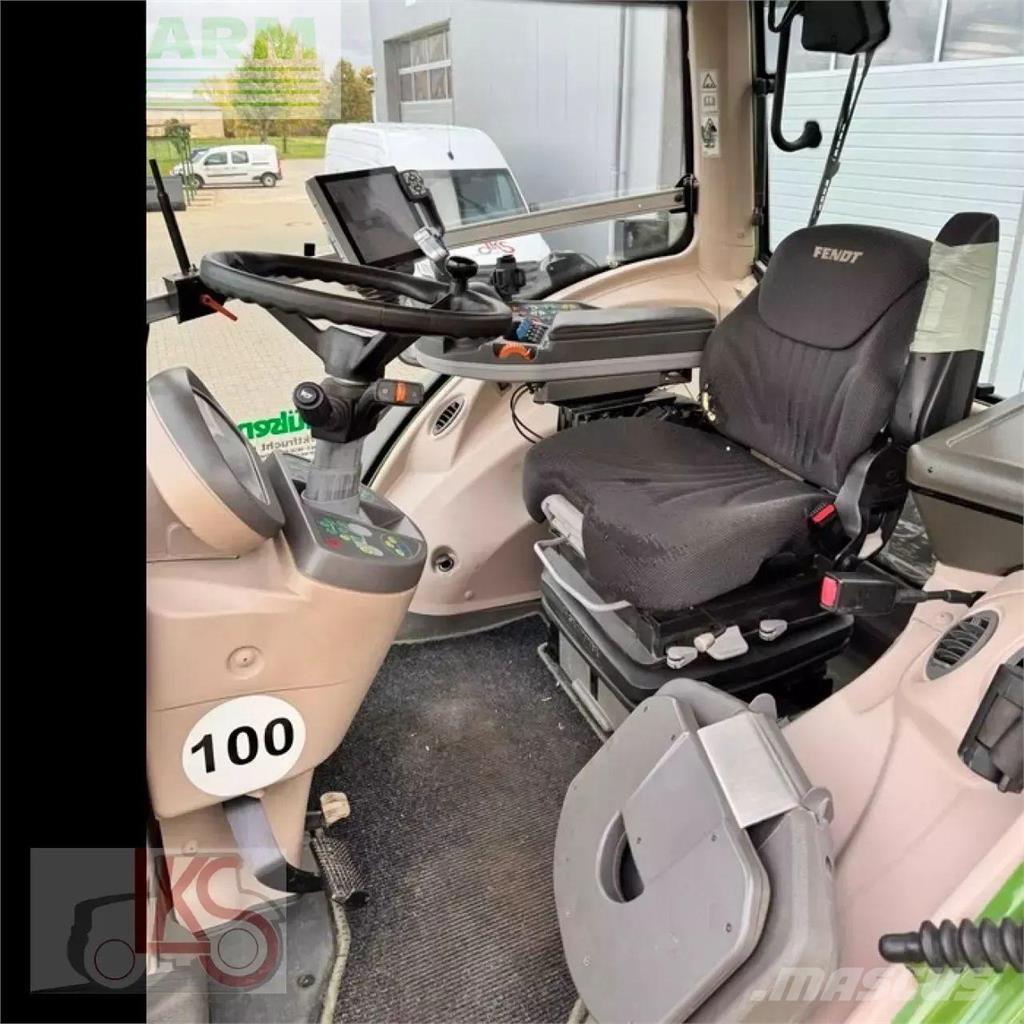 Fendt 826 s4 profi+ Traktori