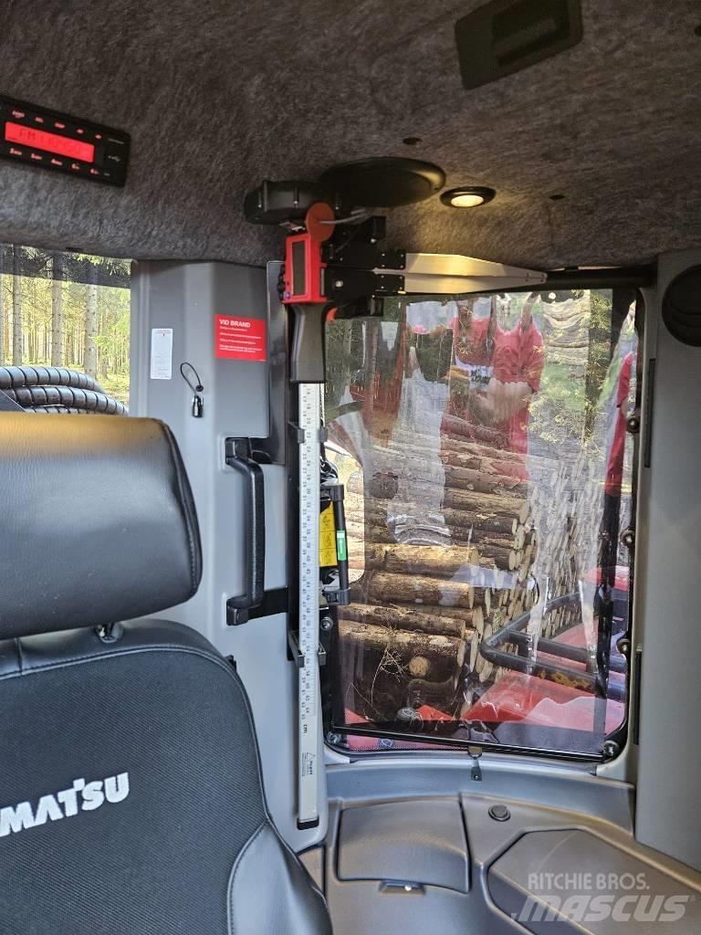 Komatsu 951 Harversteri