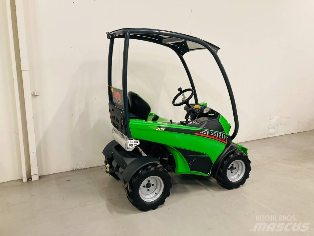 Avant 225 Mini utovarivači