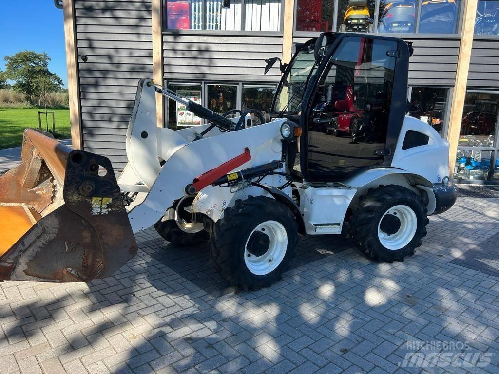 Yanmar 1201 Utovarivači na točkove
