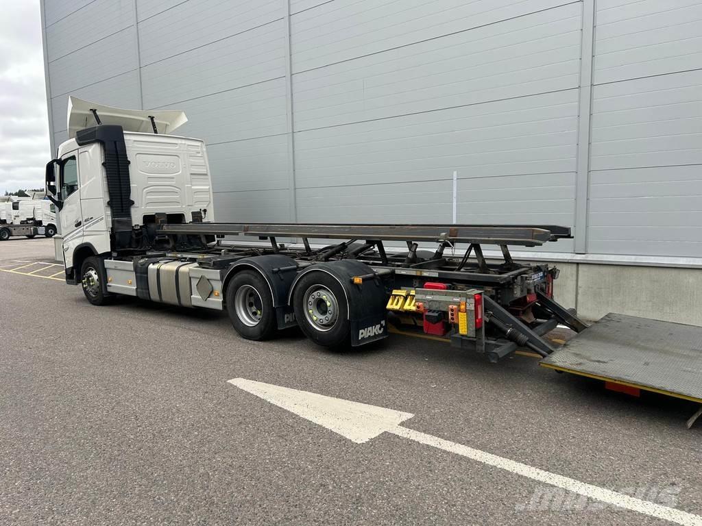 Volvo FH Kamioni za podizanje kablova