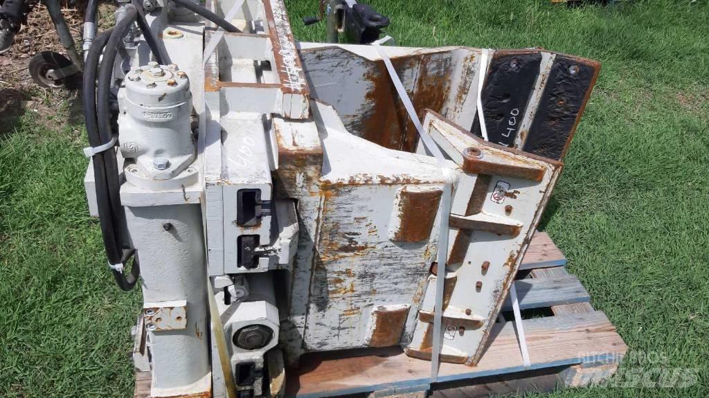 CAT F 25 Pritege valjaka