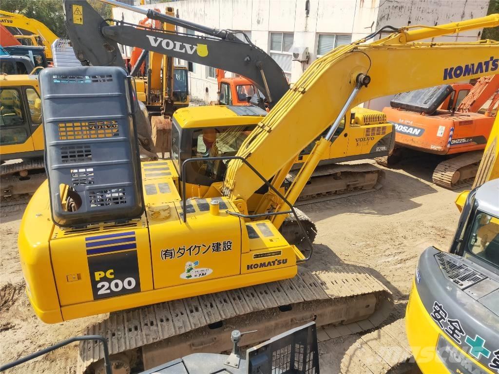 Komatsu PC200-7 Bageri guseničari
