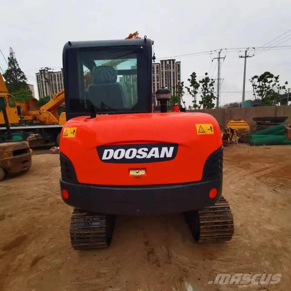 Doosan DH60-7 Mini bageri < 7t