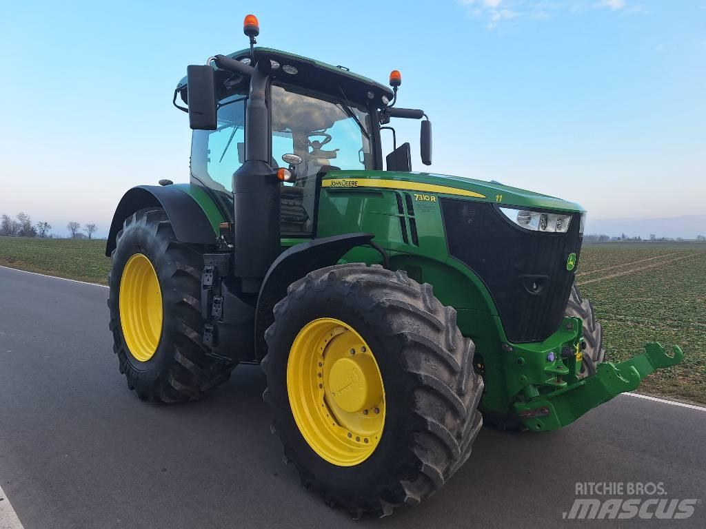 John Deere 7310R Traktori