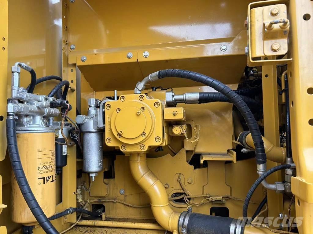 CAT 320 Bageri guseničari