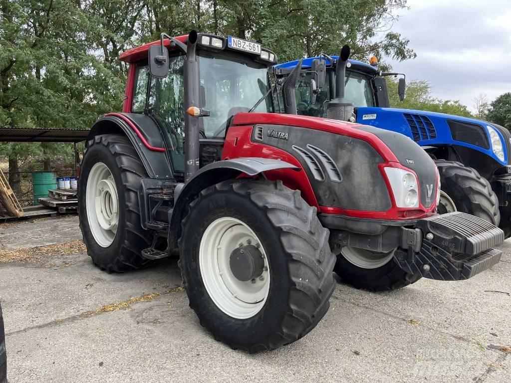 Valtra T 193 Traktori